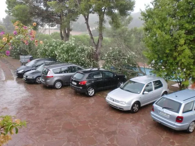 فندق مبيت وإفطار فندق Montrásفي  Puig Gros إسبانيا